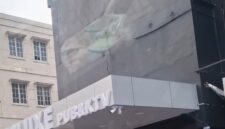 Deluxe PUB dan KTV yang berlokasi di kawasan Windsor, Kecamatan Lubuk Baja, Kota Batam