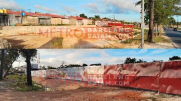 Proyek Pembangunan Ruko Dua Lantai di Kawasan Pertokoan Marina Central, Kelurahan Tanjung Riau, Kecamatan Sekupang