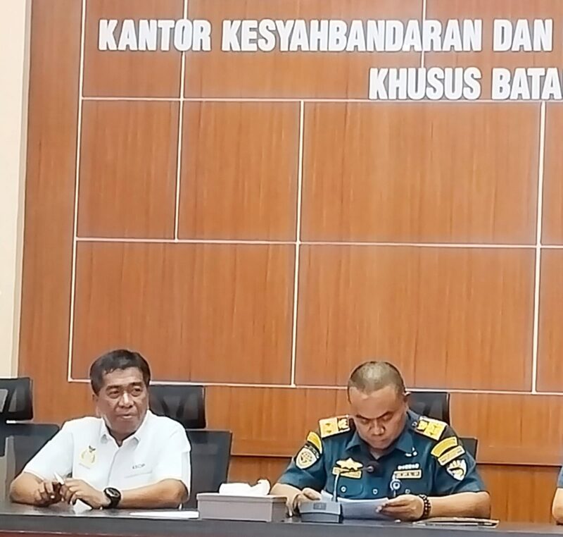 Kepala Kantor Kesyahbandaran dan Otoritas Pelabuhan (KSOP) Khusus Batam, M. Takwim Masuku, S.T., M.M.T., melalui Kepala Bidang Penegakan Hukum KSOP Khusus Batam, Yuzirwan Nasution
