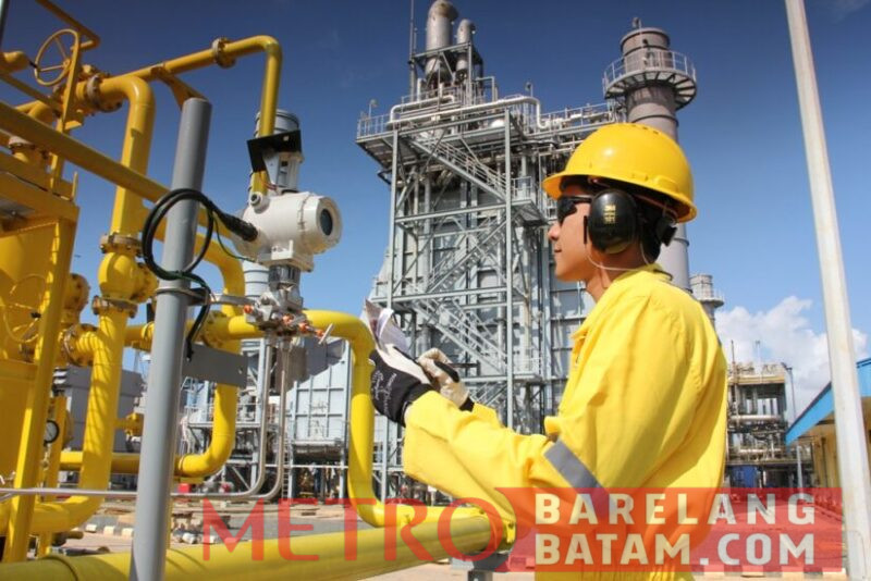Foto Istimewa :
Pemeliharaan rutin PLN Batam