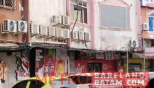 The Link Lounge Batam di kawasan Komplek Bumi Indah, Kecamatan Lubuk Baja, Kota Batam